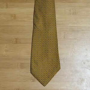 Polo Ralph Lauren Gold Geometric Pattern 100% Silk Tie
